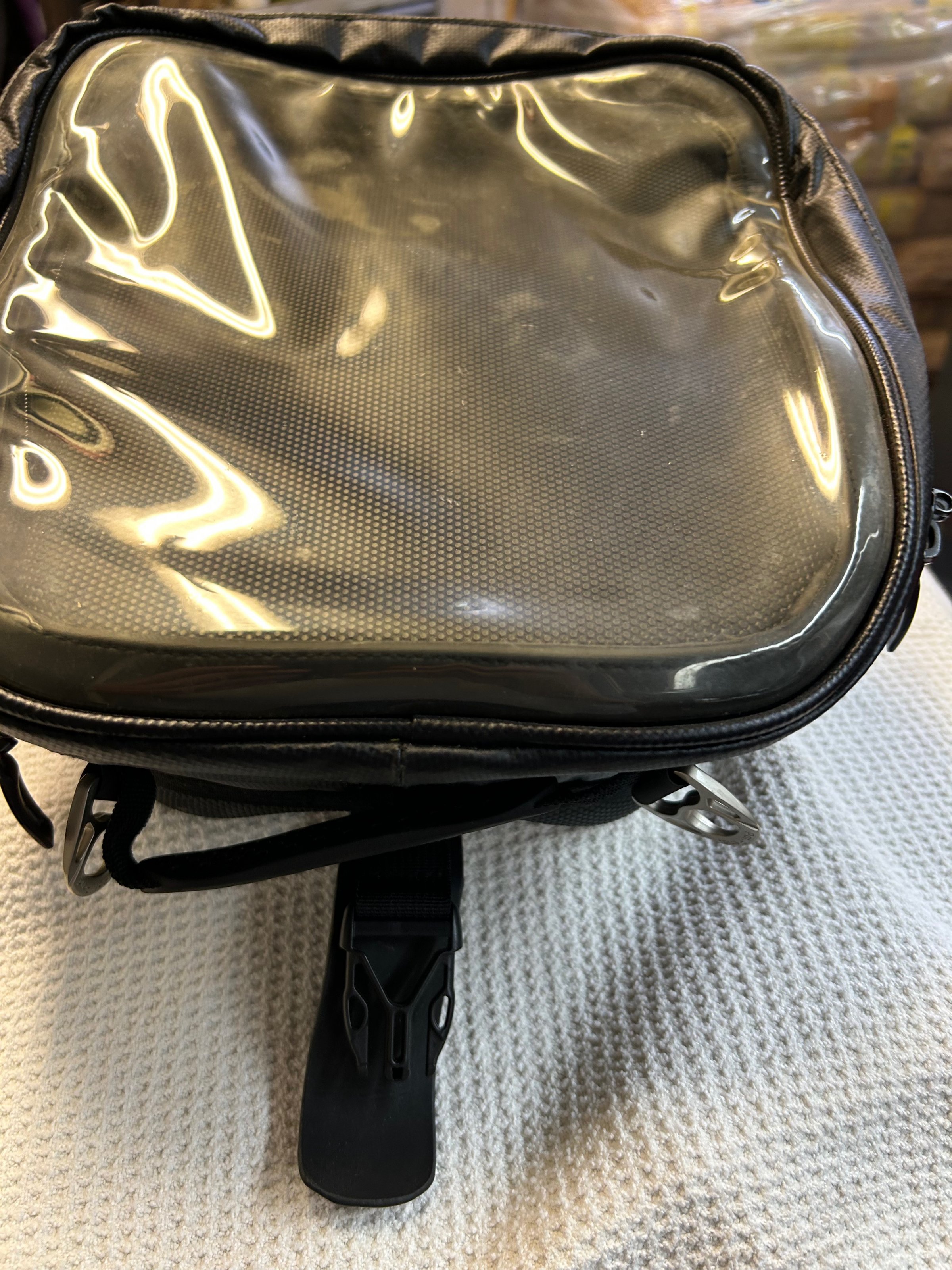 Tankrucksack3.jpeg