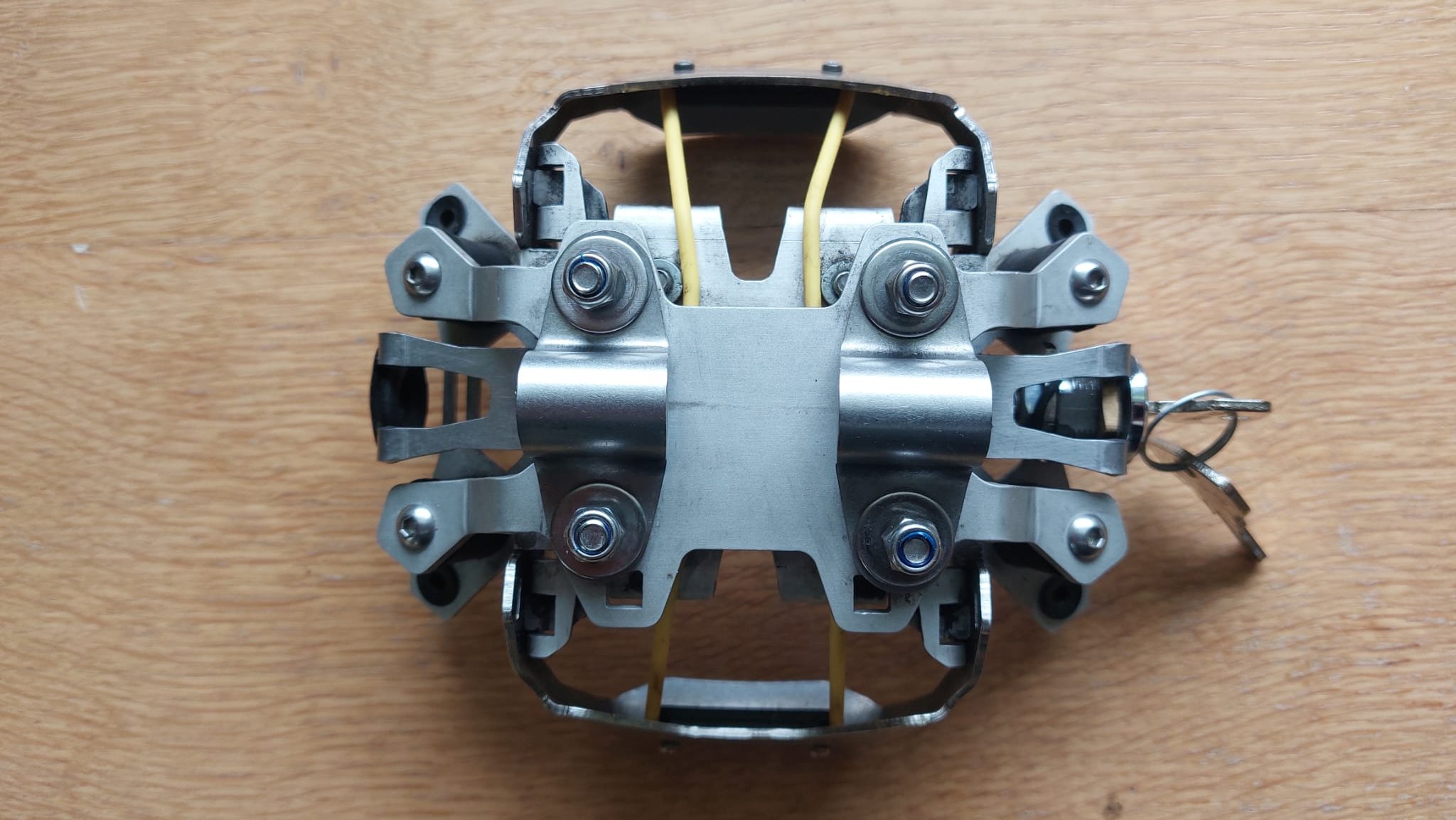 Touratech-Zumo-3xx-Halter-2.jpg