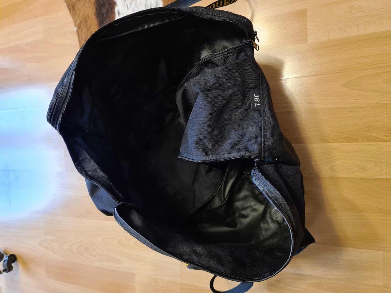 TT Bag 38 - 03.jpg