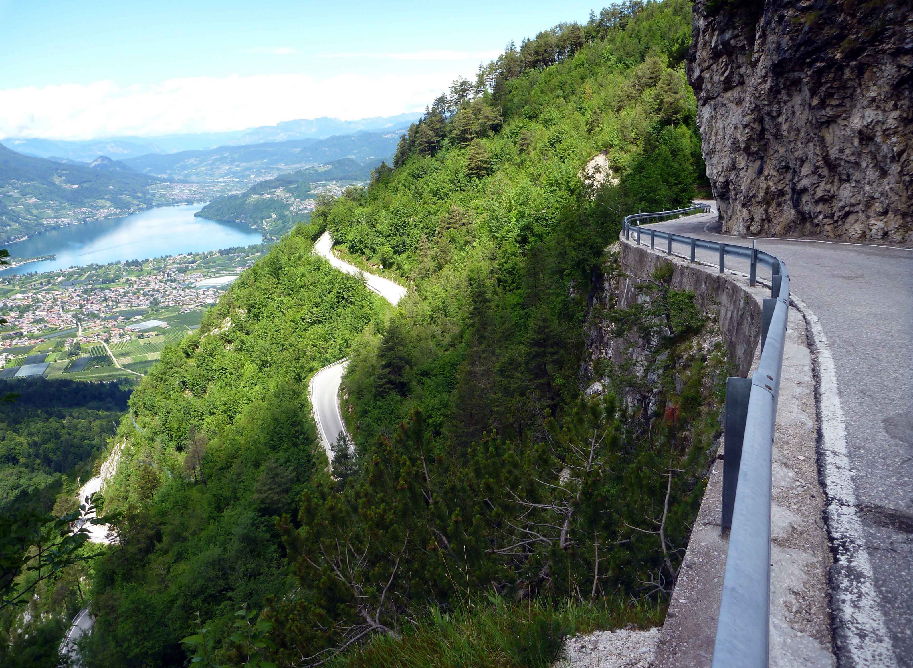 UTF-8__05_Kaiserjägerstrasse, Trentino, IT.jpg