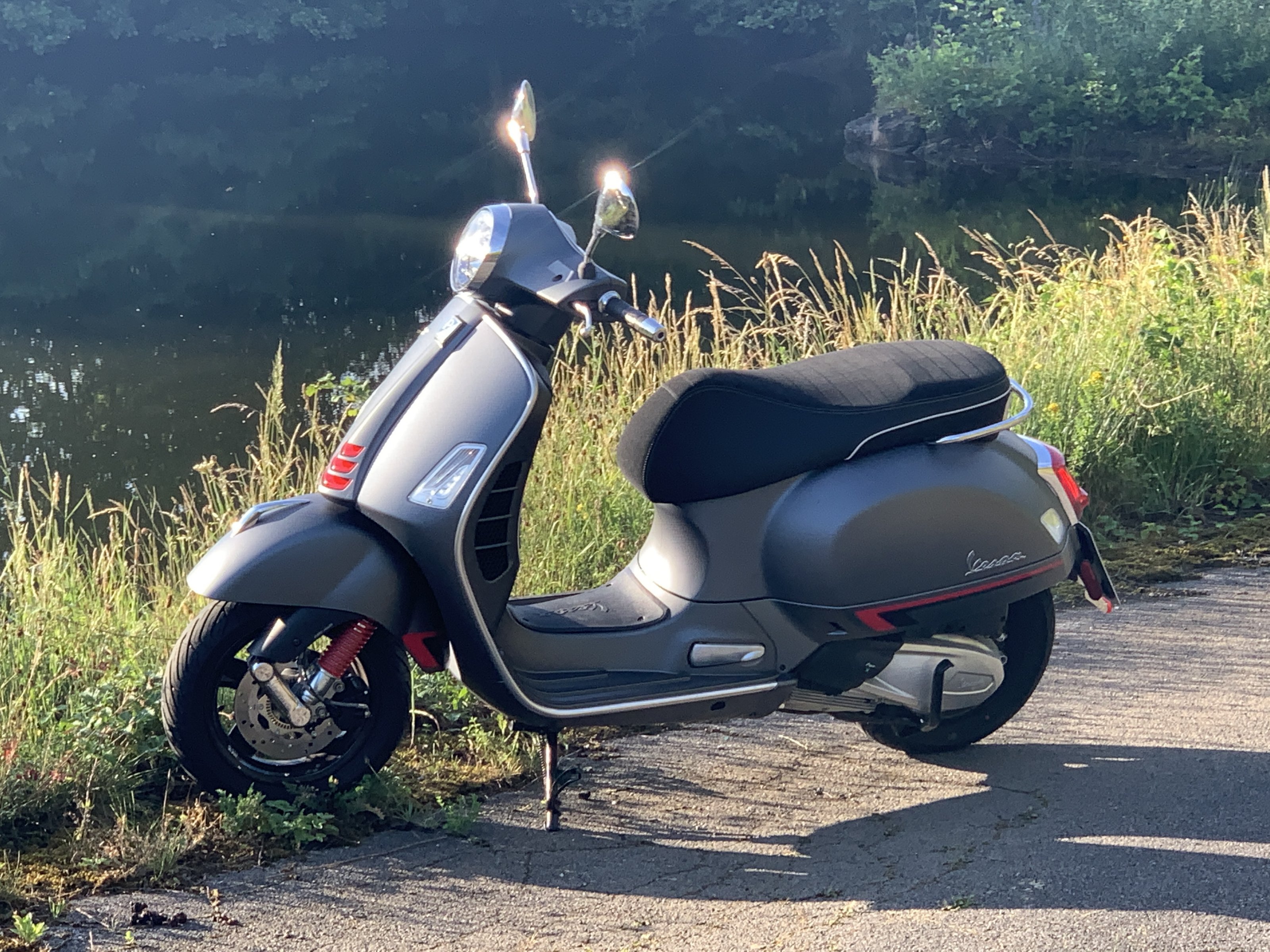 Vespa.JPG