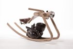 felix-gotze-rocking-horse-motorrad.jpg