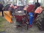 Selbst der Landwirt geht mit der (Frei-)Zeit.JPG