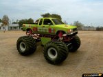 monsterTrucksWallpaper01.jpg