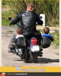 Kindersitz-am-Motorrad-644x761.jpg