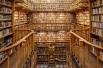 bücher.jpg