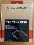 neuer SW-Motech Tankring. 1.JPG