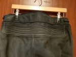 Hose hinten oben.jpg