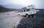 db_cis_02_16a_2000_landy_im_fluss.jpg