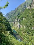 Taraschlucht in Montenegro.jpg