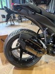 R1300R-2.jpeg