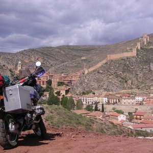Albarracin (Spanien) mit seiner "Chin. Mauer"