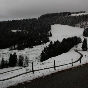Auffahrt zum Scheltenpass Schweiz 4.1.1012