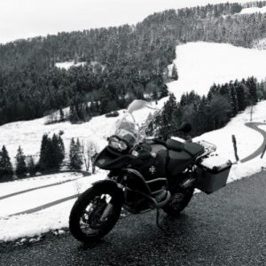 Auffahrt zum Scheltenpass Schweiz 4.1.1012