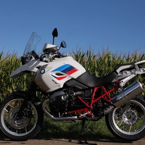 gs1200