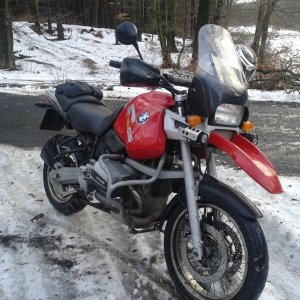Einen GS-Fahrer hält nichts auf  :-)