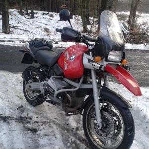 Einen GS-Fahrer hält nichts auf  :-)