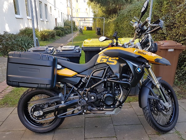 10 Jahre alt aber erst 2009km