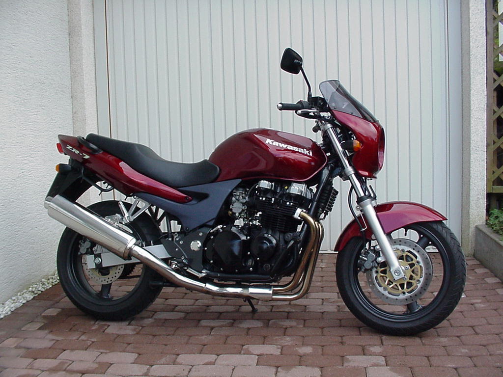 2. Kawa ZR 7