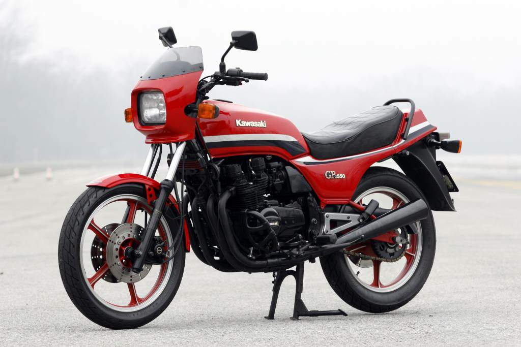 8 Kawasaki GPz 550 1984