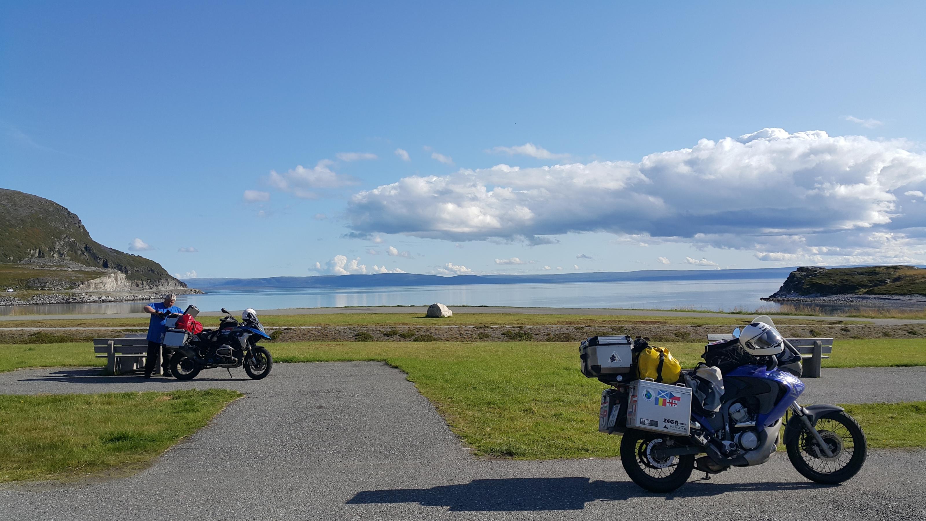 B48CE997 CEC7 457D AA37 E4A8A7B3B474