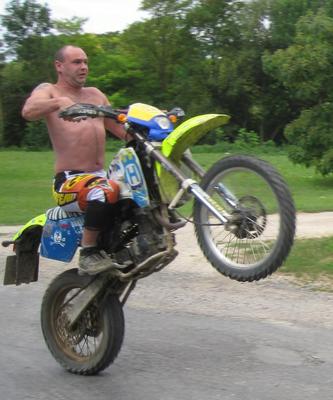 b517848a 0f8a 41c0 a573 4d713a544bb8 ALBUM