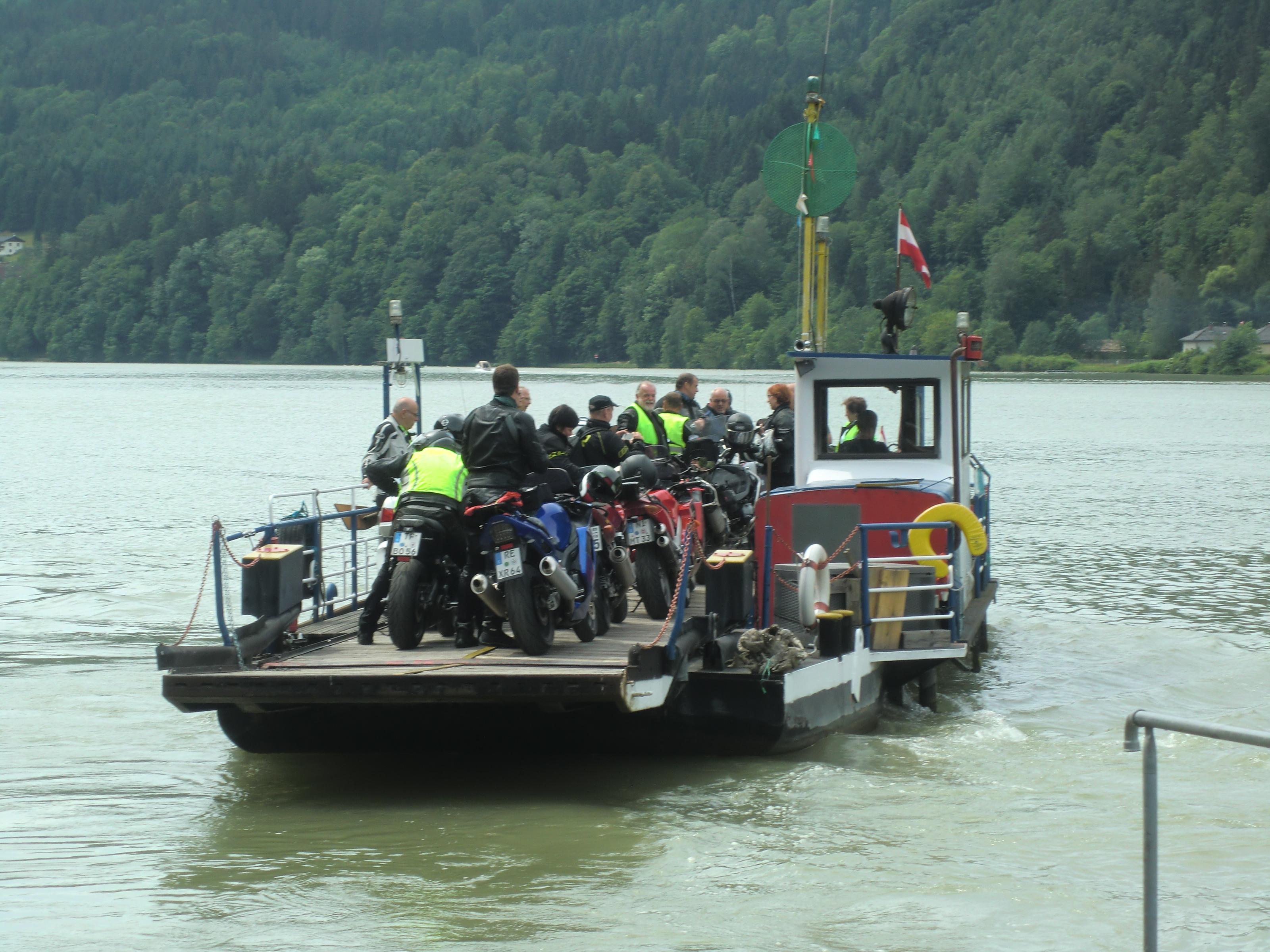 CIMG2926 Bay.Wald Treffen 2018
Fähre in Ö