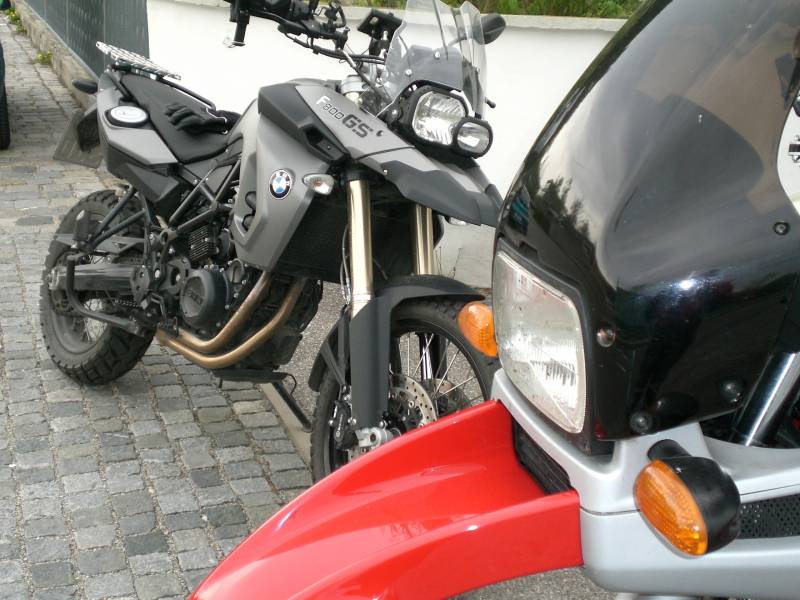 F800GS meets R1100GS