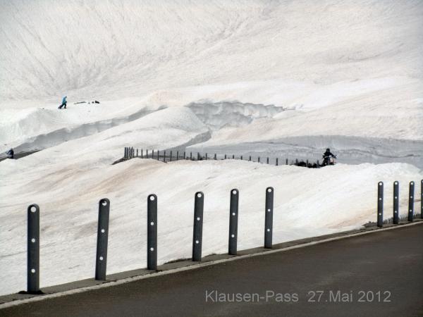 Pfingst-Grüsse vom Klausen-Pass