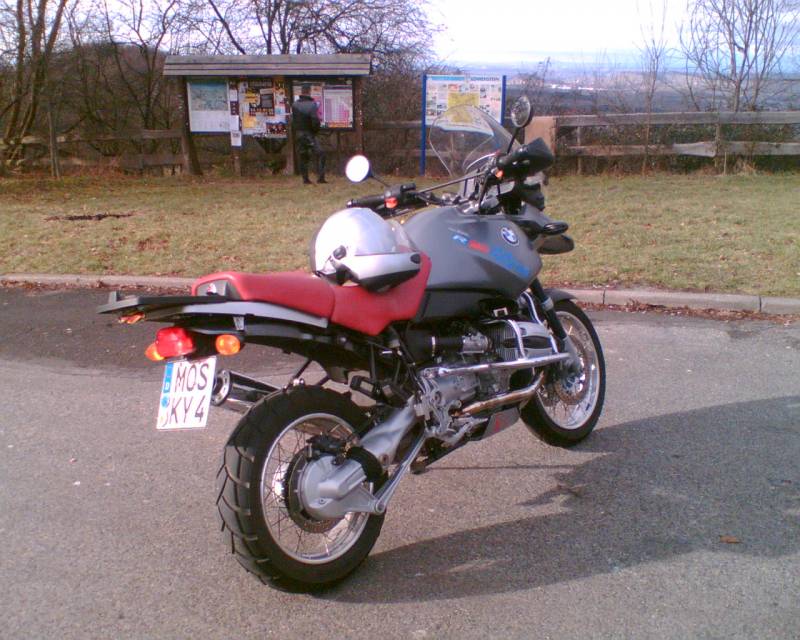 Raus aus dem Stall >2008