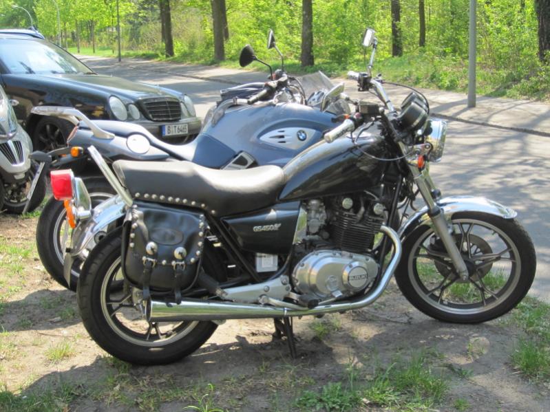 Suzi GS 450L 7/09 - 9/12 
Der Wiedereinstieg
BJ 1986, 27PS, 130km/h, 444ccm