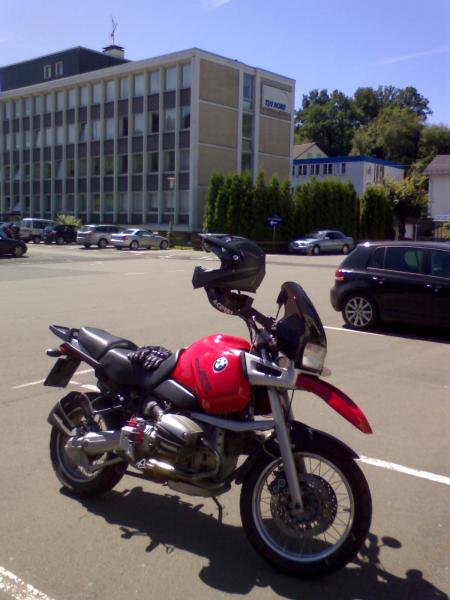 Warten auf den Prüfer. Dank Klosterfrau-Melissengeist ohne Aufregung ;-P